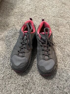 The North Face Women's Gray Trail Sneakers with Pink Lining